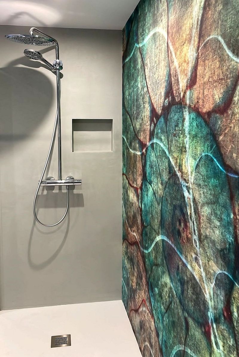 glamora-wandbelag-design-nautilus-in-badezimmer-und-dusche-01